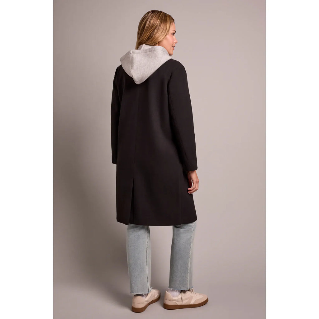 HOODED COAT BLACK