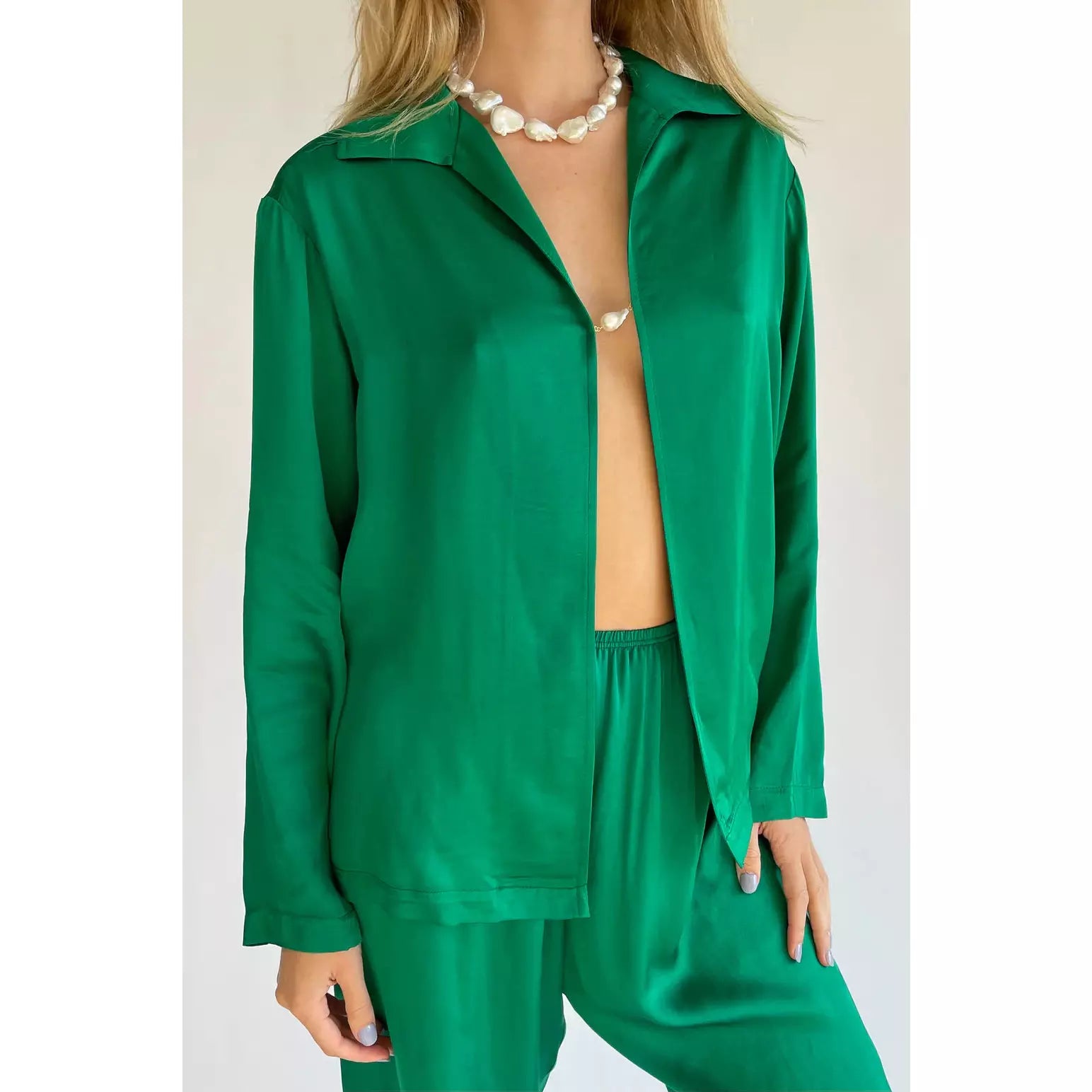 SILKY BAROQUE PEARL TOP